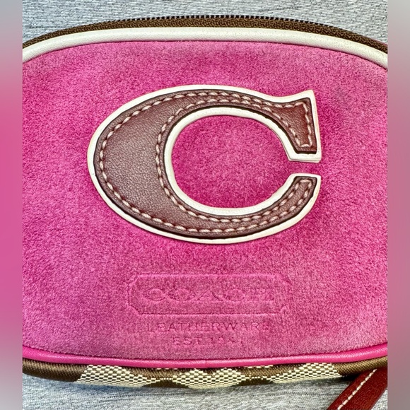 Coach Vintage Y2K Pink Suede, Signature Jacquard & Brown Leather Crossbody 7”x5” - Picture 15 of 17